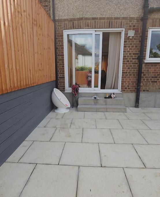 Feel At Home Away From Home Plumstead  Exterior foto